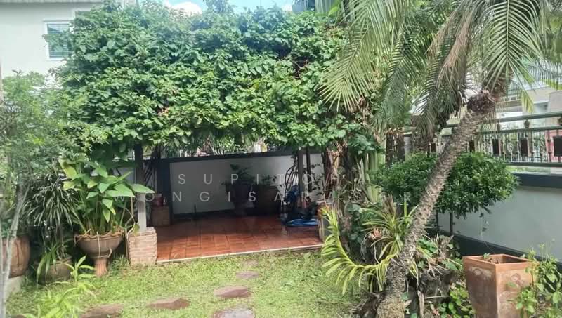 undefined, Bangkok, Praborommaharatchawang, Phra Nakhon, Bangkok, 3 Bedrooms, 100 sqm, Single Detached House For Sale, by Supitcha Wongisaraseri, 500477492 - DDproperty.com