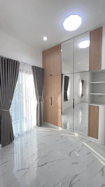 4-BR House, Bangkok, Suan Luang, Bangkok, 4 Bedrooms, 260 sqm, Single Detached House For Sale, by Supitcha Wongisaraseri, 500477505 - DDproperty.com