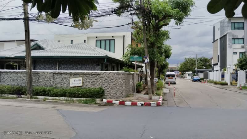 Saranrom, Bangkok, นวลจันทร์, Nawamin, Bueng Kum, Bangkok, 3 Bedrooms, 160 sqm, Townhouse For Sale, by Connex Property, 500477522 - DDproperty.com