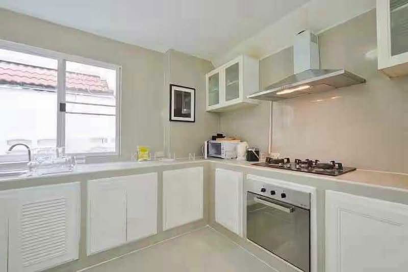Detached house for rent Prime location in Sukhumvit Phromphong ( SPSEVE2218 ), Bangkok, สุขุมวิท31, Khlong Tan Nua, Watthana, Bangkok, 5 Bedrooms, 350 sqm, Single Detached House For Rent, by Khun EVE, 500477525 - DDproperty.com