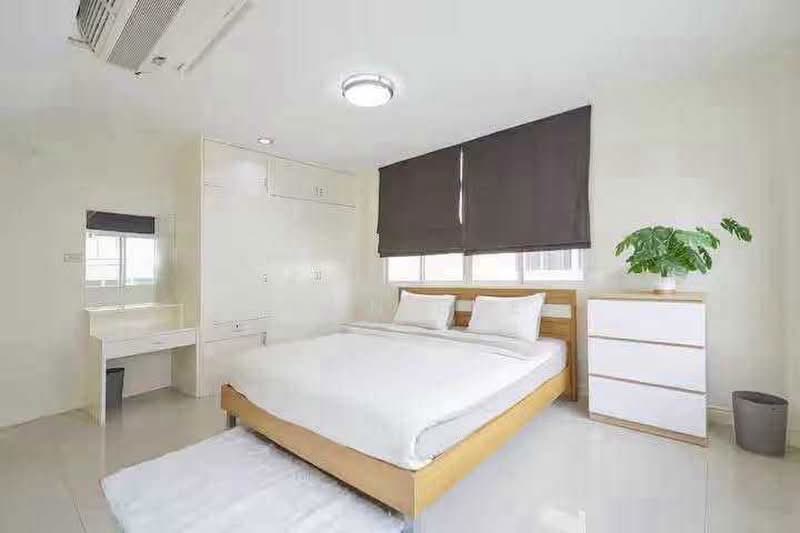 Detached house for rent Prime location in Sukhumvit Phromphong ( SPSEVE2218 ), Bangkok, สุขุมวิท31, Khlong Tan Nua, Watthana, Bangkok, 5 Bedrooms, 350 sqm, Single Detached House For Rent, by Khun EVE, 500477525 - DDproperty.com