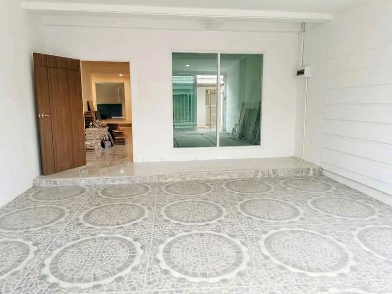 3-BR Townhouse, Bangkok, Khlong Kum, Bueng Kum, Bangkok, 3 Bedrooms, 120 sqm, Townhouse For Sale, by Supitcha Wongisaraseri, 500477545 - DDproperty.com
