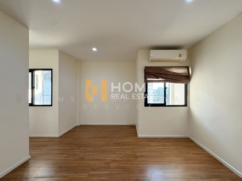 Baan Klang Muang The Edition Rama 9-Pattanakarn, Bangkok, Motorway Road, Prawet, Prawet, Bangkok, 4 Bedrooms, 222 sqm, Townhouse For Rent, by HOME Real Estate Service, 500477570 - DDproperty.com