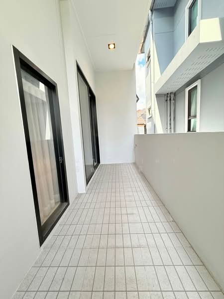 House Sutthisan – Huai Khwang, Bangkok, Samsen Nok, Huai Khwang, Bangkok, 5 Bedrooms, 360 sqm, Single Detached House For Rent, by ปรินทร์ญาดา ชิณโชติ, 500477581 - DDproperty.com