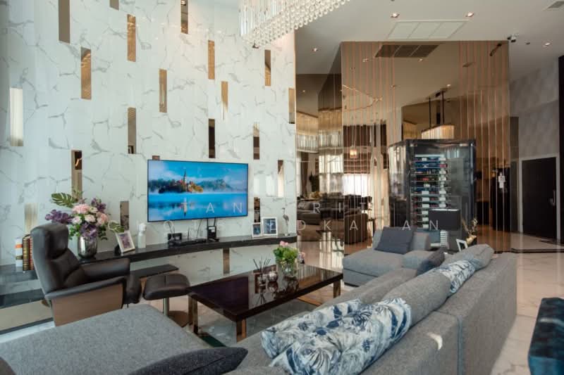 Belle Grand Rama 9, Bangkok, 131 Rama 9 Road, Huai Khwang, Bangkok, 2 Bedrooms, 182 sqm, Condo For Rent, by Tanakrit Chotbuddkayan, 500477597 - DDproperty.com