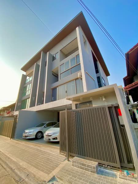 บ้านแฝดบางเขน กรุงเทพมหานคร, Bangkok, Tha Rang, Bang Khen, Bangkok, 5 Bedrooms, 300 sqm, Semi-Detached House (Twin House) For Sale, by The Best Property ไก่, 500477599 - DDproperty.com