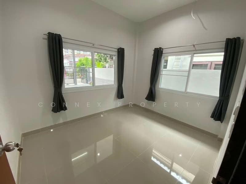 Newly renovated detached house, Chokchai 4, Soi 36, Bangkok, , Lat Phrao, Bangkok, 3 Bedrooms, 21 sqm, Single Detached House For Sale, by Connex Property, 500477600 - DDproperty.com