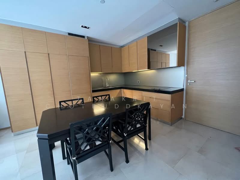 Saladaeng Residences, Bangkok, 29/1 North Sathorn Road, Silom, Bang Rak, Bangkok, 1 Bedroom, 61 sqm, Condo For Sale, by Tanakrit Chotbuddkayan, 500477602 - DDproperty.com