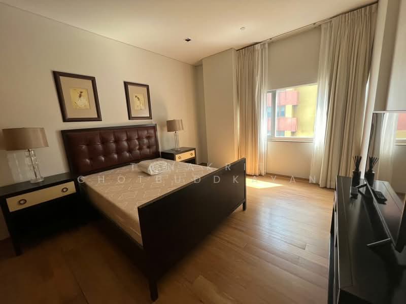 Saladaeng Residences, Bangkok, 29/1 North Sathorn Road, Silom, Bang Rak, Bangkok, 1 Bedroom, 61 sqm, Condo For Sale, by Tanakrit Chotbuddkayan, 500477602 - DDproperty.com