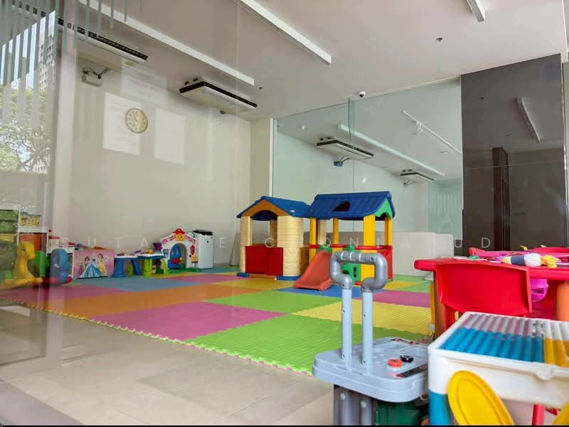 Piya Residence, Bangkok, Soi Sukhumvit 28-30, Khong Tan, Khlong Toei, Bangkok, 2 Bedrooms, 110 sqm, Apartment For Rent, by Sutavee Chonlabud, 500477606 - DDproperty.com