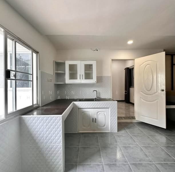 หนองขาม, Chon Buri (Pattaya), Nong - Kham, Si Racha, Chon Buri (Pattaya), 4 Bedrooms, 200 sqm, Single Detached House For Sale, by Infinity EEC (Thailand) Co., Ltd., 500477625 - DDproperty.com