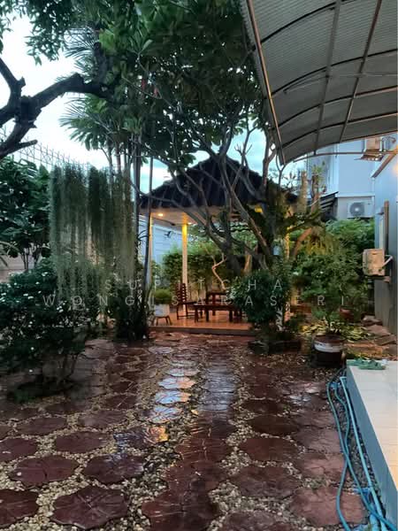 Krongthong Tropical, Bangkok, Chaloem Phra Kiat Ratchakan Thi 9 Road,, Prawet, Bangkok, 3 Bedrooms, 175 sqm, Single Detached House For Sale, by Supitcha Wongisaraseri, 500477631 - DDproperty.com