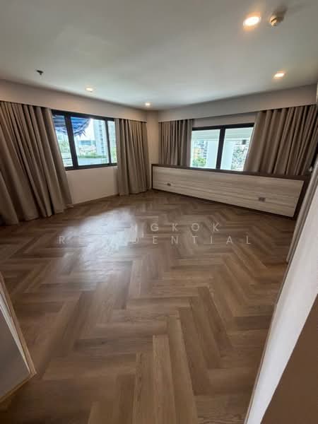 Le Raffine Sukhumvit 24, Bangkok, Soi Sukhumvit 24, Khong Tan, Khlong Toei, Bangkok, 4 Bedrooms, 371 sqm, Condo For Rent, by Bangkok Residential, 500477632 - DDproperty.com