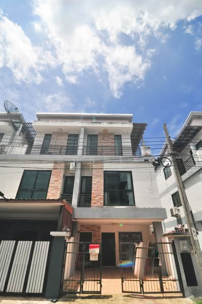 Merit Place Phase 3, Bangkok, ลาดพร้าว, Khlong Chaokhun Sing, Wang Thonglang, Bangkok, 3 Bedrooms, 170 sqm, Townhouse For Sale, by Connex Property, 500477660 - DDproperty.com