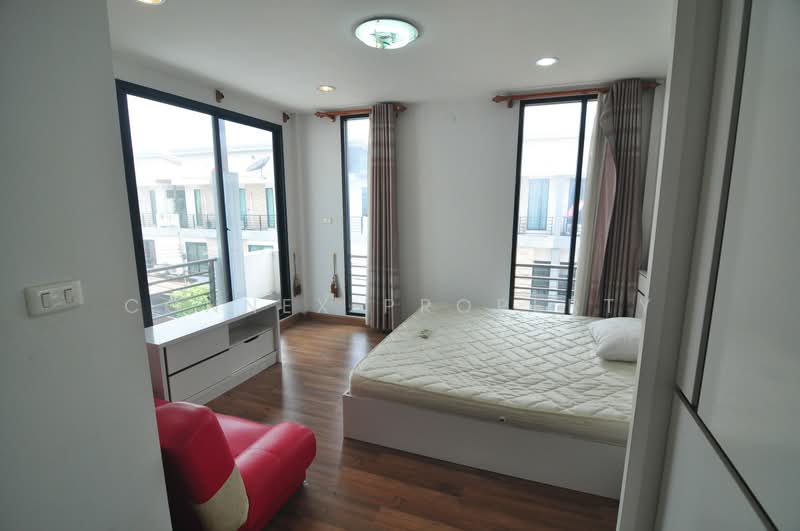 Merit Place Phase 3, Bangkok, ลาดพร้าว, Khlong Chaokhun Sing, Wang Thonglang, Bangkok, 3 Bedrooms, 170 sqm, Townhouse For Sale, by Connex Property, 500477660 - DDproperty.com