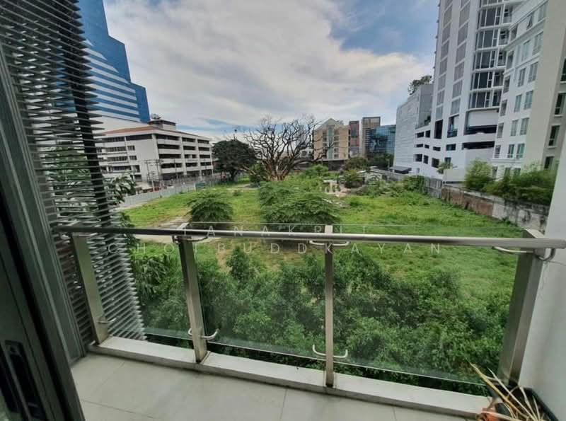 Issara @ 42 Sukhumvit, Bangkok, Soi Sukhumvit 42, Phra Kanong, Khlong Toei, Bangkok, 2 Bedrooms, 92 sqm, Condo For Sale, by Tanakrit Chotbuddkayan, 500477697 - DDproperty.com