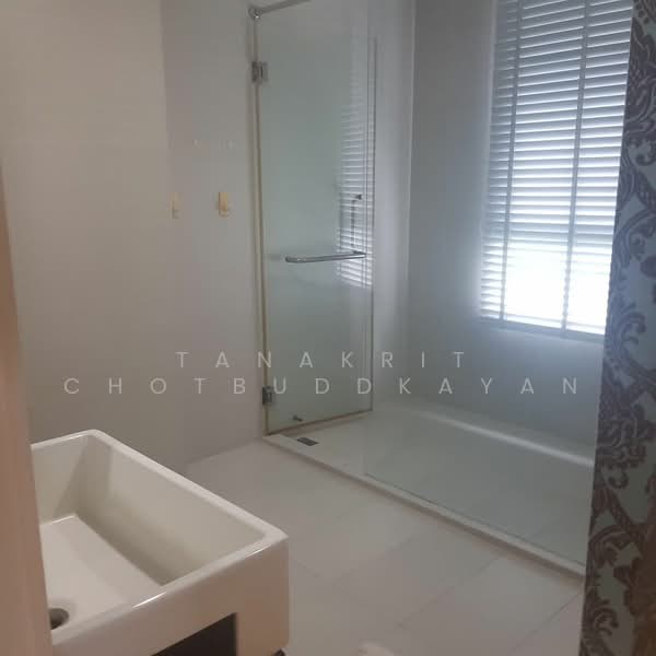 Issara @ 42 Sukhumvit, Bangkok, Soi Sukhumvit 42, Phra Kanong, Khlong Toei, Bangkok, 2 Bedrooms, 92 sqm, Condo For Sale, by Tanakrit Chotbuddkayan, 500477697 - DDproperty.com
