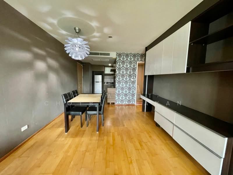 Issara @ 42 Sukhumvit, Bangkok, Soi Sukhumvit 42, Phra Kanong, Khlong Toei, Bangkok, 2 Bedrooms, 92 sqm, Condo For Sale, by Tanakrit Chotbuddkayan, 500477697 - DDproperty.com