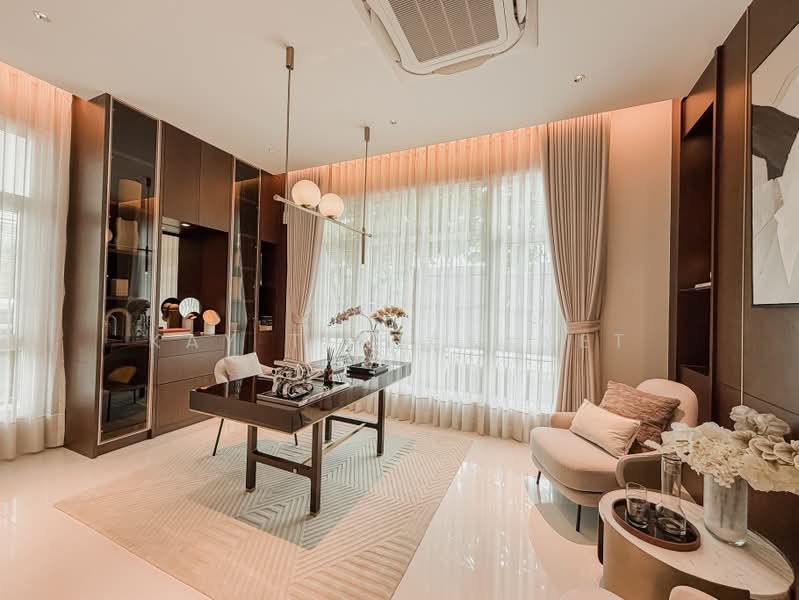 Crystal Solana, Bangkok, Pradit Manutham Road, Nuan Chan, Bueng Kum, Bangkok, 3 Bedrooms, 496 sqm, Single Detached House For Sale, by Kay Tippayanet, 500477698 - DDproperty.com