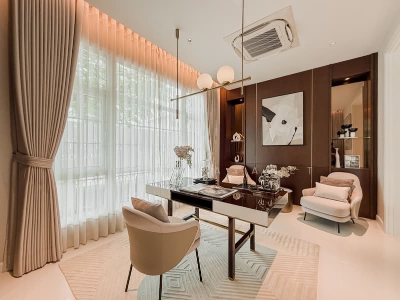 Crystal Solana, Bangkok, Pradit Manutham Road, Nuan Chan, Bueng Kum, Bangkok, 3 Bedrooms, 496 sqm, Single Detached House For Sale, by Kay Tippayanet, 500477698 - DDproperty.com