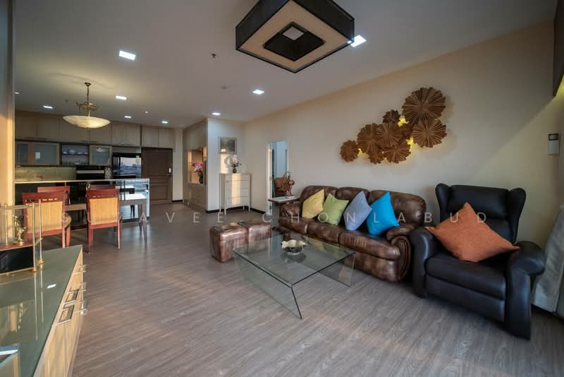 The Waterford Diamond Tower Sukhumvit, Bangkok, 758/18 Soi Sukhumvit 30/1, Sukhumvit Road, Khlong Toei, Bangkok, 3 Bedrooms, 120 sqm, Condo For Rent, by Sutavee Chonlabud, 500477712 - DDproperty.com