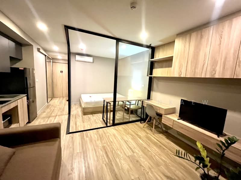 Blossom Condo @ Sathorn-Charoenrat : บลอสซั่ม คอนโด สาทร-เจริญราษฎร์, กรุงเทพ, ถนนเจริญราษฎร์, ทุ่งวัดดอน, สาทร, กรุงเทพ, 30 ตร.ม., คอนโด ให้เช่า, โดย Rynnrima Khankaew, 500477715 - DDproperty.com
