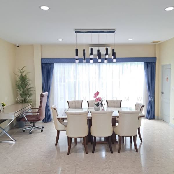 Grand Bangkok Boulevard Rama 9 - Srinakarindra, Bangkok, Krungthep Kritha 17 Alley, Thap Chang, Saphan Sung, Bangkok, 4 Bedrooms, 335 sqm, Single Detached House For Sale, by Kanokpon Somwan, 500477739 - DDproperty.com