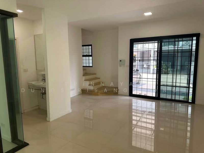 Pruksa Ville Phaholyothin-Ramintra, Bangkok, Soi Ram Intra 5 Alley 18, Thep Rak Raod, Tha Rang, Bang Khen, Bangkok, 3 Bedrooms, 150 sqm, Townhouse For Sale, by Trinnaya Dungsirisangthong, 500477752 - DDproperty.com