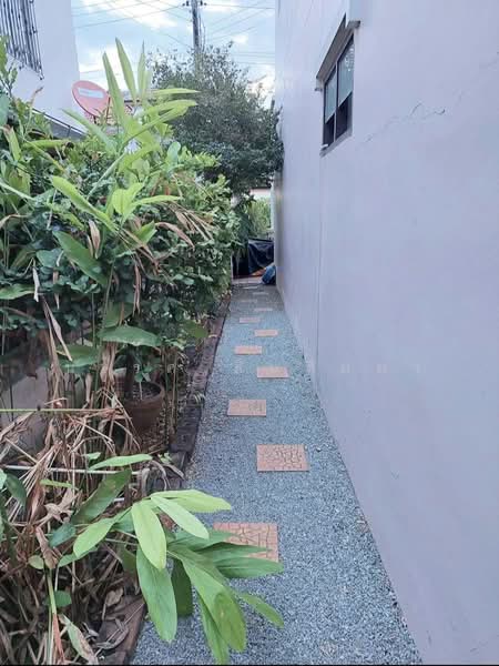 ทองสิริ, Chon Buri (Pattaya), Surasak, Si Racha, Chon Buri (Pattaya), 3 Bedrooms, 120 sqm, Townhouse For Sale, by นเรศ สืบสิมมา, 500477766 - DDproperty.com