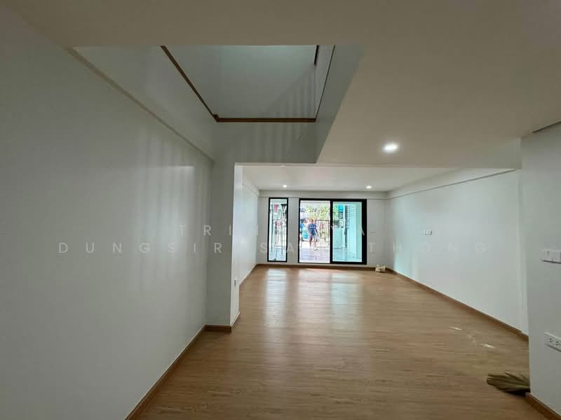 3-BR Townhouse, Bangkok, Lat Phrao, Bangkok, 3 Bedrooms, 204 sqm, Townhouse For Sale, by Trinnaya Dungsirisangthong, 500477767 - DDproperty.com