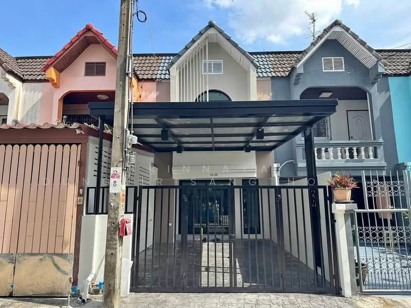 3-BR Townhouse, Bangkok, Lat Phrao, Bangkok, 3 Bedrooms, 204 sqm, Townhouse For Sale, by Trinnaya Dungsirisangthong, 500477767 - DDproperty.com