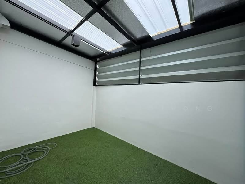 3-BR Townhouse, Bangkok, Lat Phrao, Bangkok, 3 Bedrooms, 204 sqm, Townhouse For Sale, by Trinnaya Dungsirisangthong, 500477767 - DDproperty.com