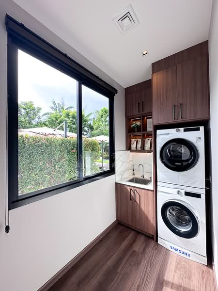 World Club Land, Chiang Mai, Chiang Mai-Hang Dong Road, Nong Kwai, Hang Dong, Chiang Mai, 5 Bedrooms, 886 sqm, Villa For Sale, by Nunthawat Hiranputtipat, 500477784 - DDproperty.com