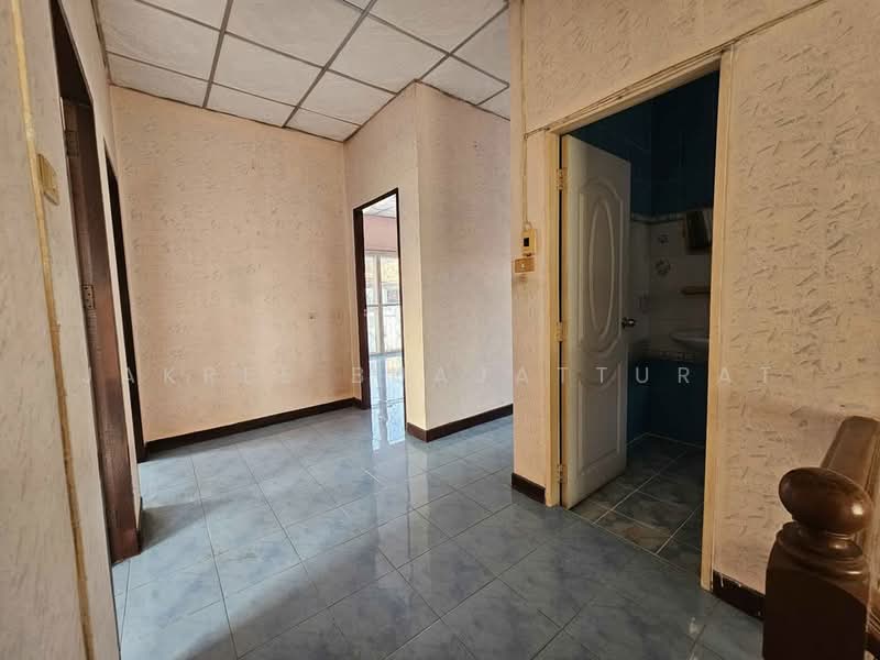 undefined, Bangkok, Bang Phai, Bang Khae, Bangkok, 4 Bedrooms, 220 sqm, Single Detached House For Sale, by Jakree Buajatturat, 500477785 - DDproperty.com