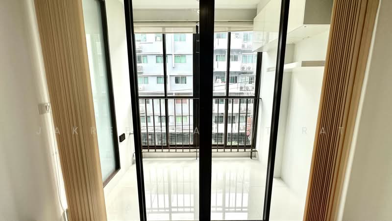 IDEO Blucove Sathorn : ไอดีโอ บลูโคฟ สาทร, กรุงเทพ, 11 ซอยสารภี 3 ถนนกรุงธนบุรี, คลองต้นไทร, คลองสาน, กรุงเทพ, 35 ตร.ม., คอนโด ขาย, โดย Jakree Buajatturat, 500477790 - DDproperty.com