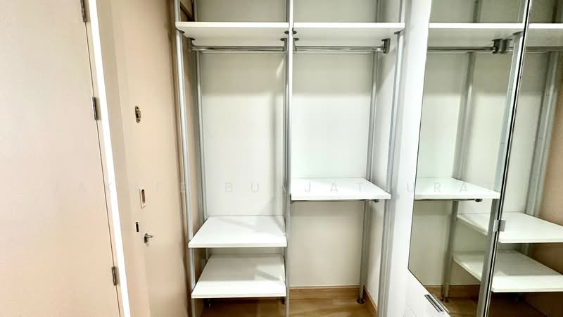 IDEO Blucove Sathorn, Bangkok, 11 Soi Saraphi 3, Krungthonburi Road, Khlong Ton Sai, Khlong San, Bangkok, 1 Bedroom, 35 sqm, Condo For Sale, by Jakree Buajatturat, 500477790 - DDproperty.com