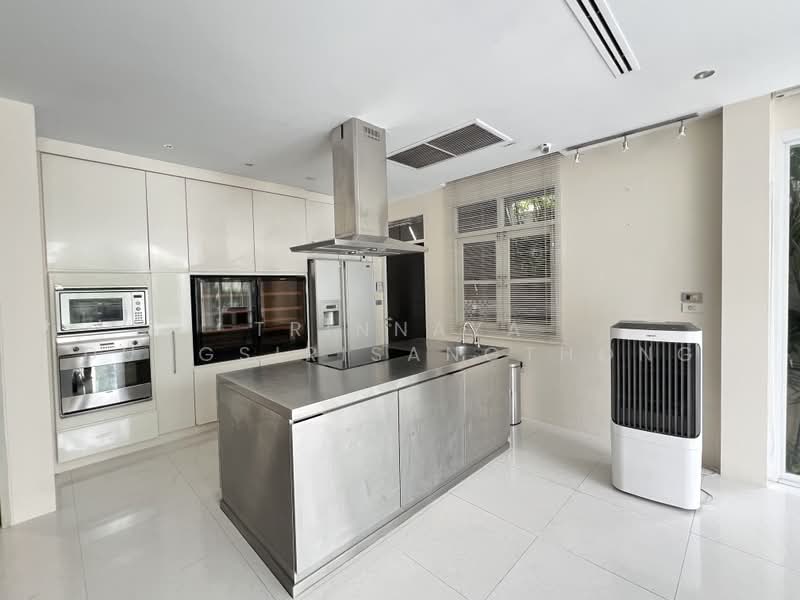 Golden Nakara, Bangkok, Soi On Nut 65, Prawet, Bangkok, 3 Bedrooms, 263 sqm, Single Detached House For Rent, by Trinnaya Dungsirisangthong, 500477817 - DDproperty.com