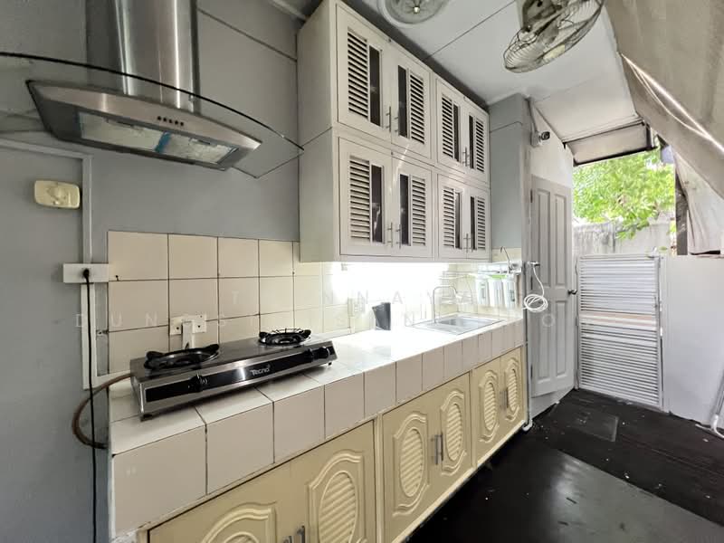 Golden Nakara, Bangkok, Soi On Nut 65, Prawet, Bangkok, 3 Bedrooms, 263 sqm, Single Detached House For Rent, by Trinnaya Dungsirisangthong, 500477817 - DDproperty.com