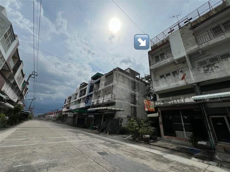 อาคารพาณิชย์ 3.5 ชั้น 27 ตร.ว. หมู่บ้านพนาสนธิ์วิลล่า6 ซอยนิมิตใหม่7, กรุงเทพ, ถนนนิมิตใหม่, ทรายกองดิน, คลองสามวา, กรุงเทพ, 130 ตร.ม., ตึกแถว-อาคารพาณิชย์ ขาย, โดย คุณ แป้งพิม ไซรัน (มุกญ์), 500477840 - DDproperty.com