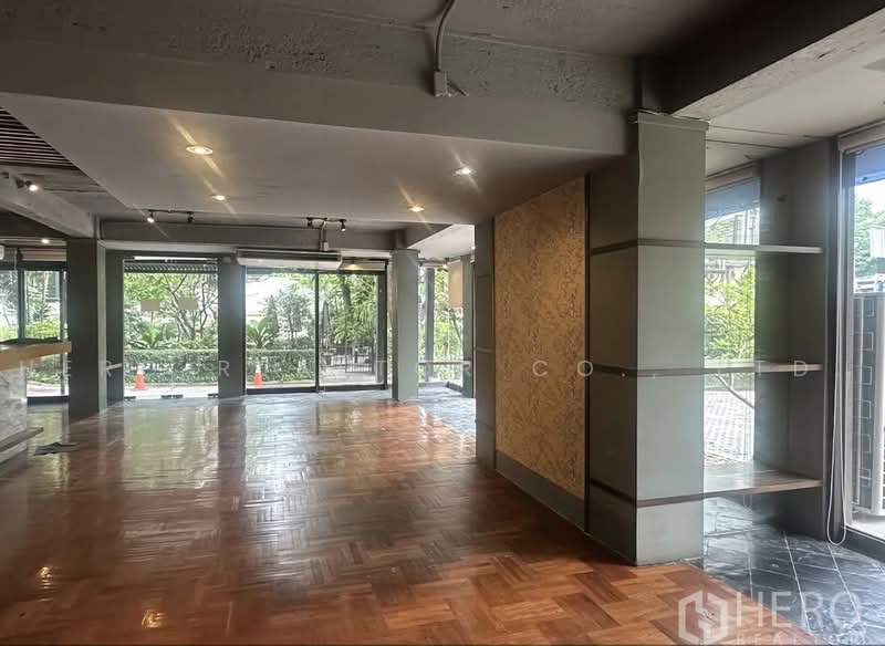 For Rent Retail Space 166 sq.m. near BTS Asok Watthana, Bangkok HRE01220, กรุงเทพ, สุขุมวิท, คลองเตยเหนือ, วัฒนา, กรุงเทพ, 166 ตร.ม., พื้นที่ขายของ ให้เช่า, โดย Hero Realtor Co., Ltd., 500477846 - DDproperty.com
