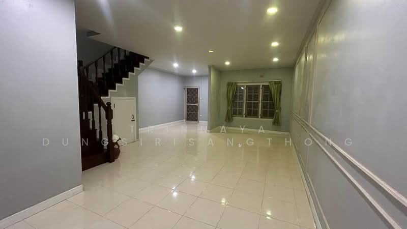 3-BR Townhouse, Bangkok, Dok Mai, Prawet, Bangkok, 3 Bedrooms, 150 sqm, Townhouse For Sale, by Trinnaya Dungsirisangthong, 500477849 - DDproperty.com