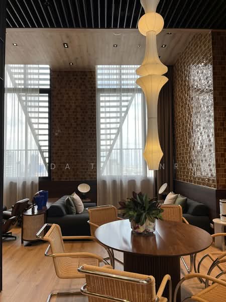 Noble State 39, Bangkok, 35 Soi Sukhumvit 39, Khlong Tan Nua, Watthana, Bangkok, 1 Bedroom, 30 sqm, Condo For Rent, by Thida Thewinram, 500477861 - DDproperty.com