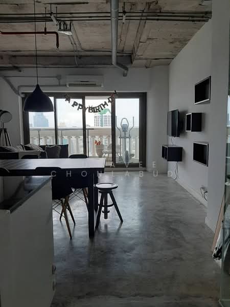 State Tower, Bangkok, 1055 Silom Road, Silom, Bang Rak, Bangkok, 2 Bedrooms, 68 sqm, Condo For Rent, by Sutavee Chonlabud, 500477863 - DDproperty.com