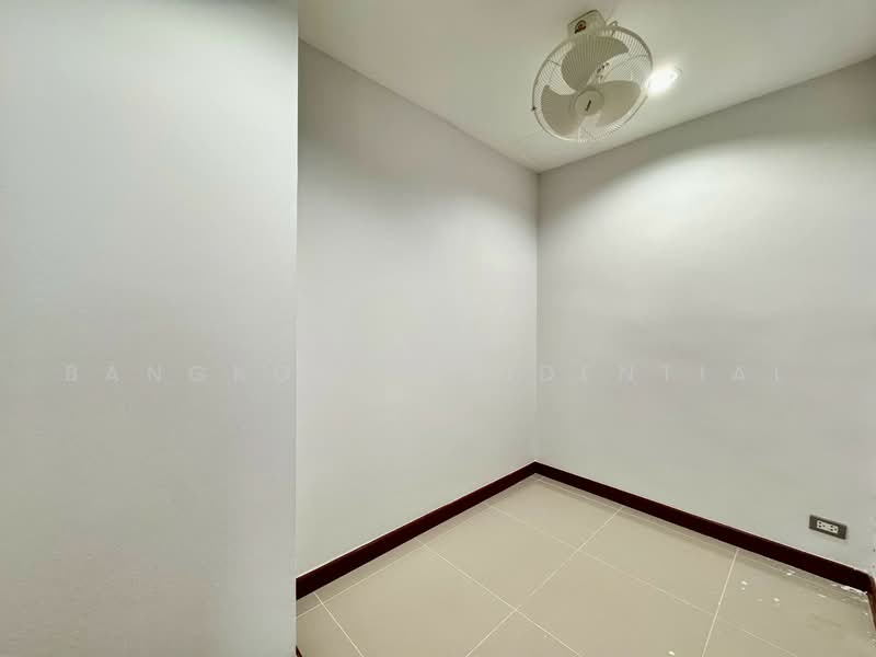 The Residence Sukhumvit 24, Bangkok, Soi Sukhumvit 24, Khong Tan, Khlong Toei, Bangkok, 4 Bedrooms, 320 sqm, Apartment For Rent, by Bangkok Residential, 500477875 - DDproperty.com