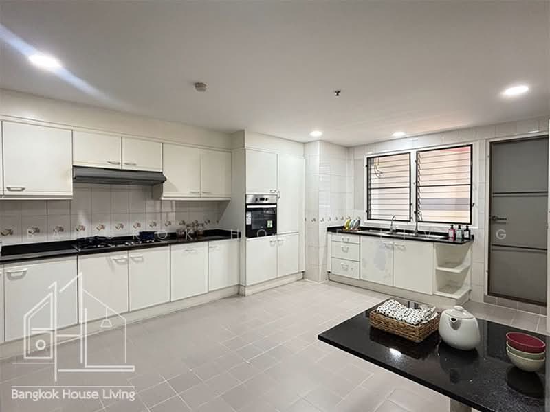 Sethiwan Mansion Sukhumvit 49, Bangkok, Soi Sukhumvit 49, Khlong Tan Nua, Watthana, Bangkok, 3 Bedrooms, 325 sqm, Condo For Rent, by Bangkok House Living, 500477883 - DDproperty.com