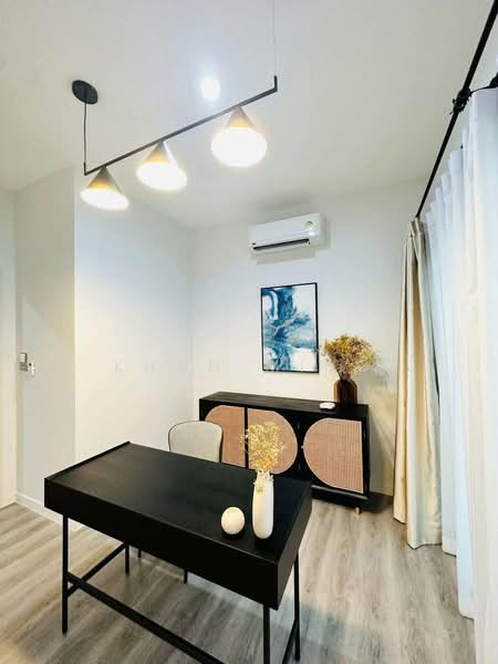 Baan Klang Muang Classe Sukhumvit 77, Bangkok, Soi On Nut 21, Suan Luang, Bangkok, 3 Bedrooms, 228 sqm, Single Detached House For Rent, by Khun Ming, 500477884 - DDproperty.com