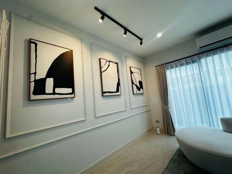 Baan Klang Muang Classe Sukhumvit 77, Bangkok, Soi On Nut 21, Suan Luang, Bangkok, 3 Bedrooms, 228 sqm, Single Detached House For Rent, by Khun Ming, 500477884 - DDproperty.com