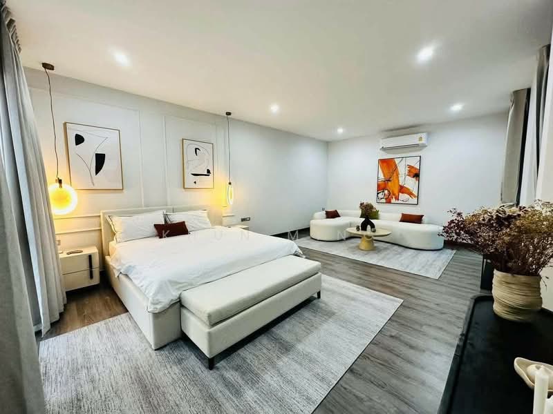 Baan Klang Muang Classe Sukhumvit 77, Bangkok, Soi On Nut 21, Suan Luang, Bangkok, 3 Bedrooms, 228 sqm, Single Detached House For Rent, by Khun Ming, 500477884 - DDproperty.com
