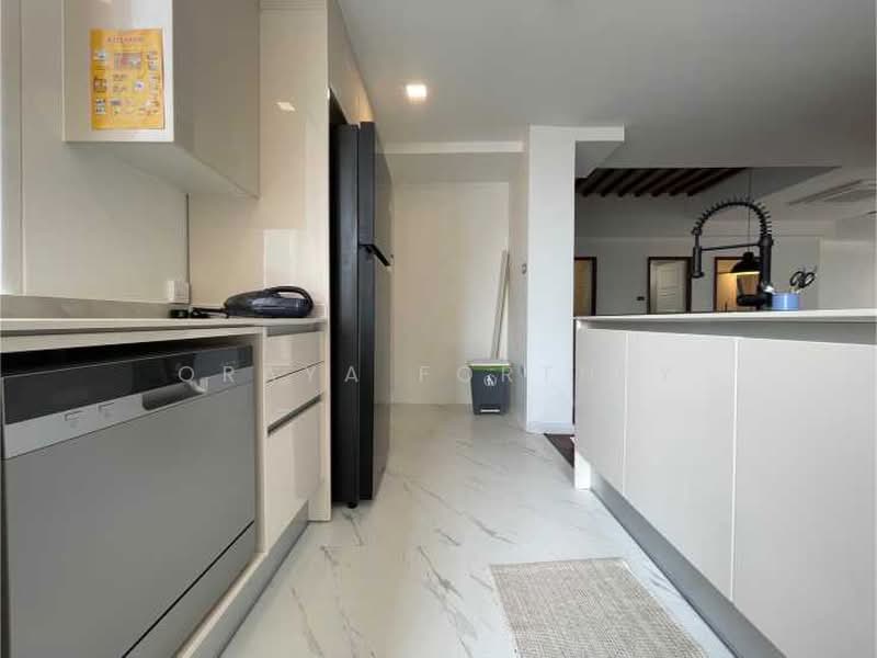 The Heritage Condominium, Bangkok, Soi Sukhumvit 8, Khlong Toei, Bangkok, 3 Bedrooms, 150 sqm, Condo For Rent, by Oraya Fortney, 500477891 - DDproperty.com