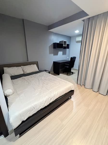 Dcondo Ratchada 19, Bangkok, Soi Ratchadaphisek 19, Din Daeng, Bangkok, 1 Bedroom, 44 sqm, Condo For Sale, by Jakree Buajatturat, 500477910 - DDproperty.com